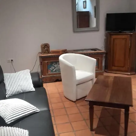 Holiday home Chez Marie-sarah Petite Maison Calme Parking *